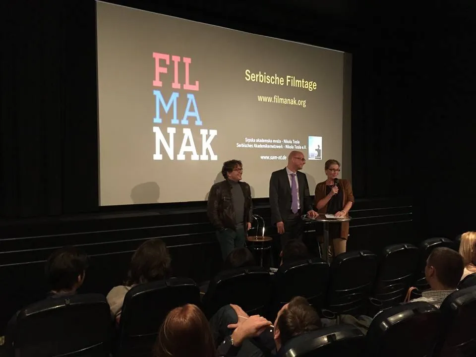 Gespräch auf der Bühne vor der Leinwand bei FILMANAK 2015